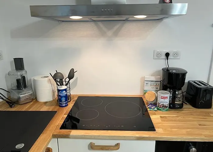 Charmante Maison A Evran Proche Dinan Et St Malo.