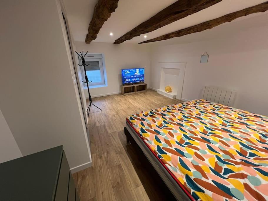 Charmante Maison A Proche Dinan Et St Malo. Hébergement de vacances