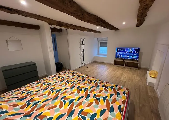 Charmante Maison A Evran Proche Dinan Et St Malo.